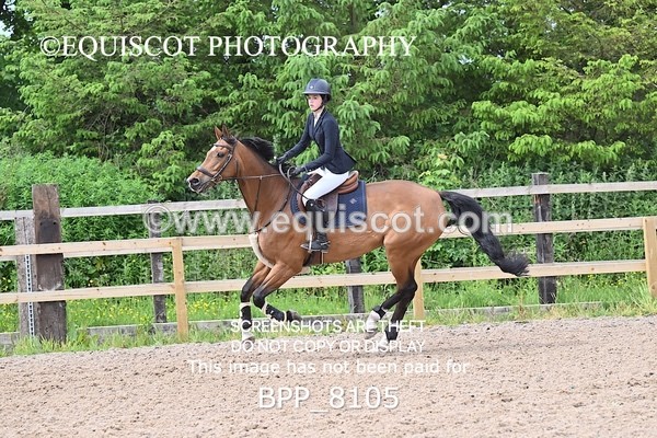 BPP_8105 - CLASS 11 SUN Senior BritiNovice/ 90cm Open