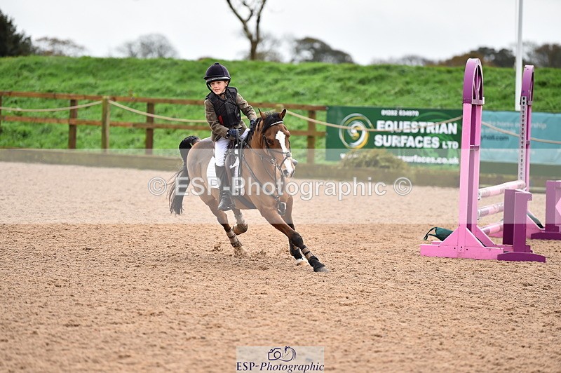 231118A-103702-01132 - Cls 18+19 Club and Schools 70cm