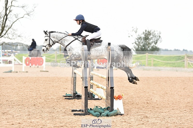 240331A-112158-00658 - 1m First Round