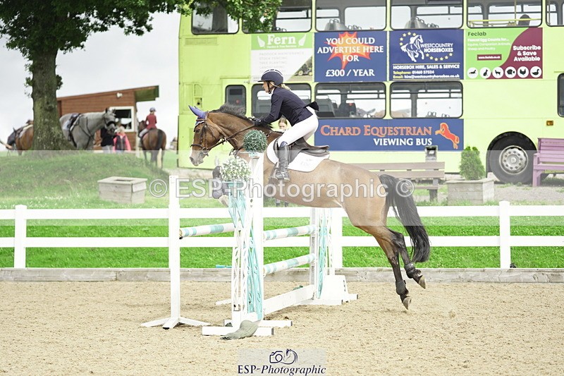 230728A-151300-02635 - Cls 11 1.05m Amateur Quali