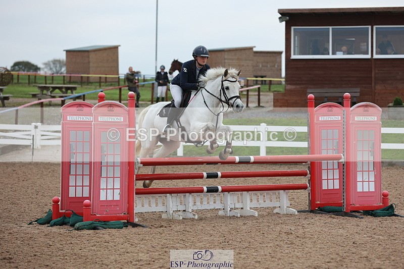 241101A-081147-00096 - FRI Cls 2 British Novice and 90cm Open