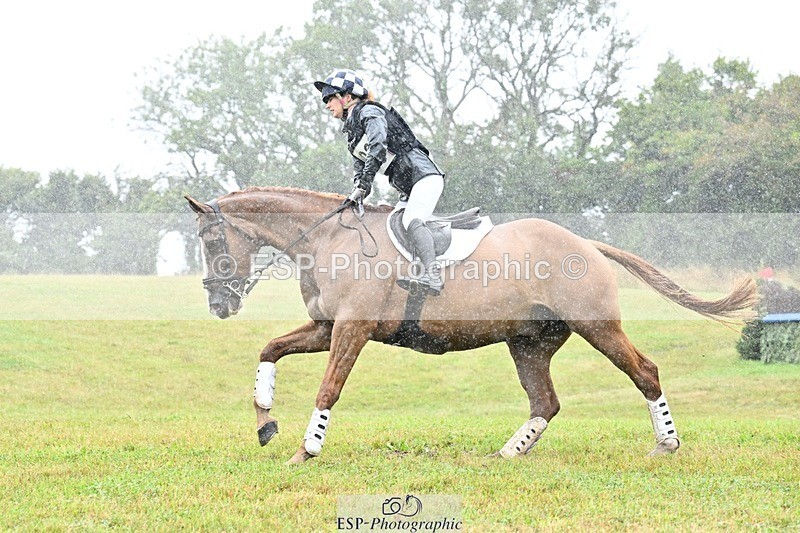 250830-144944-04775 - F-268-Harriet.Tilling