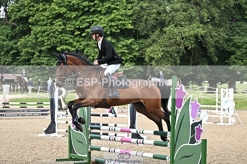 240818-092237-03380 - Cls 8A Snr British Novice