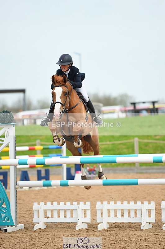 230504A-101708-00571 - Cls 8 Snr Foxhunter