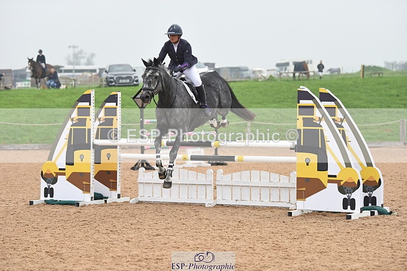 230916A-165524-05692 - Cls 19 Snr 1.10m Derby