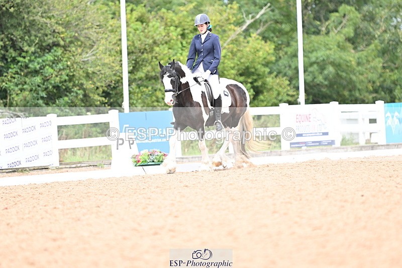 240817A-122247-08261 - 278-Chloe.Matravers-Fancy.pants