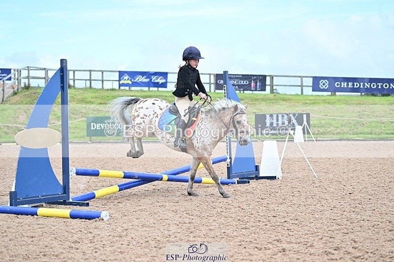 240813-151711-00030 - Clear round & 60cm