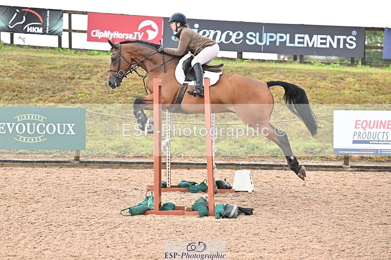 250827B-105831-00213 - Clear Round & Cls 1 Brit Nov 90cm