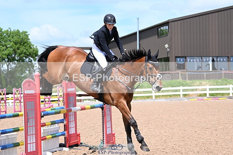 240619A-141349-00488 - Cls 4 Snr Newcomers and 1.10m Open