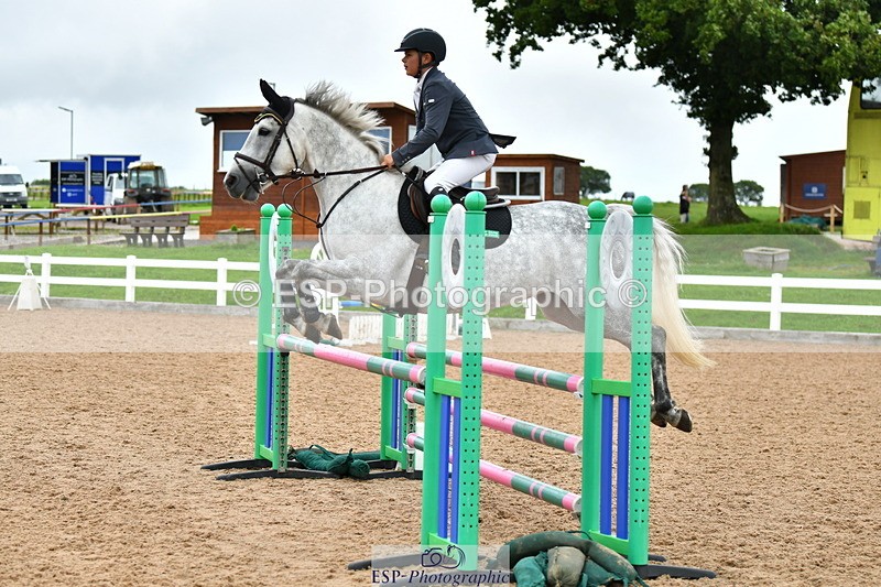 230819A-120949-00463 - Cls 25 Pony Newcomers & 1m Open