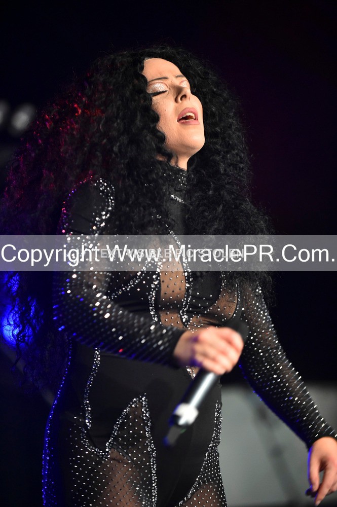 SH4_6504 - The Cher Experience