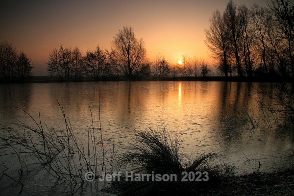 Winter Sunrise (image Wint Sun 01) - Waterscapes and Waterfalls