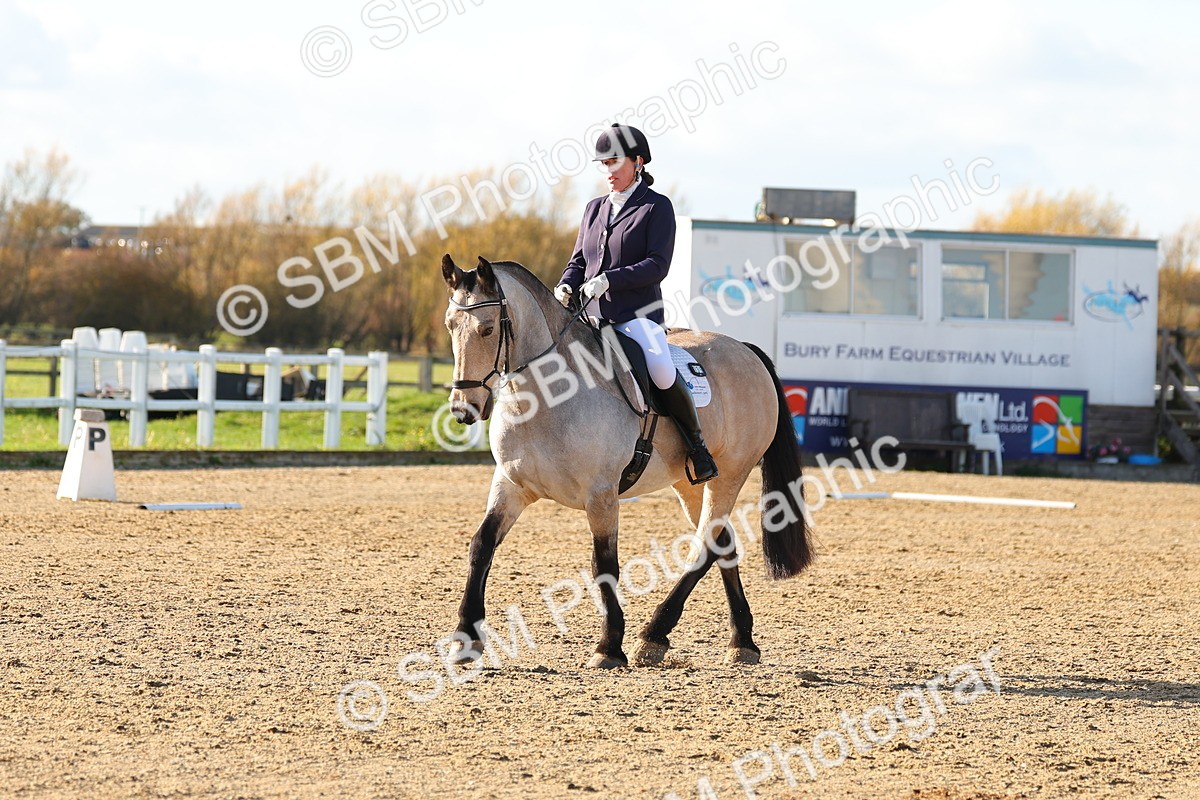 SBM_001587 - Medium 4