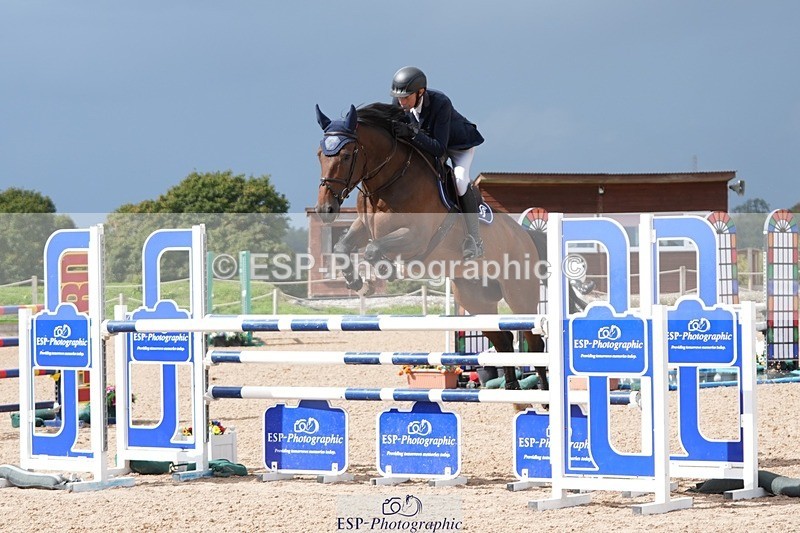 250913-122911-06894 - Cls 15 Snr Foxhunter