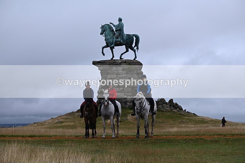 DSC_2325 - Time at Statue 12:34 to 12:56