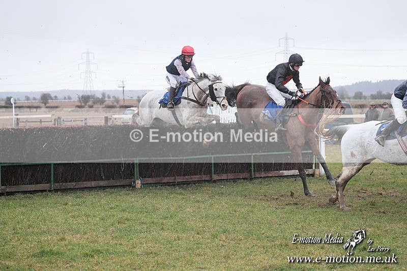 PtP 260125 555 - Cocklebarrow Point-to-Point racing with the Heythrop Hunt 26/01/25