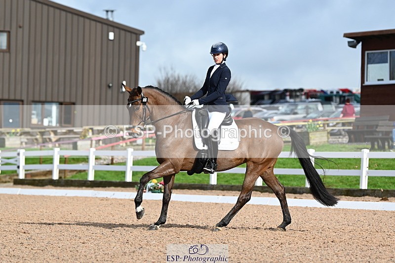 240218A-125103-07344 - 131-Lauren.Burrows-Active.Vogue