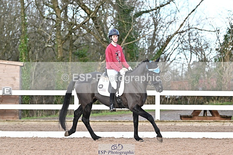 241214-115443-01486 - 131-Alys.Matravers-DARGASONS.MOON.SHADOW