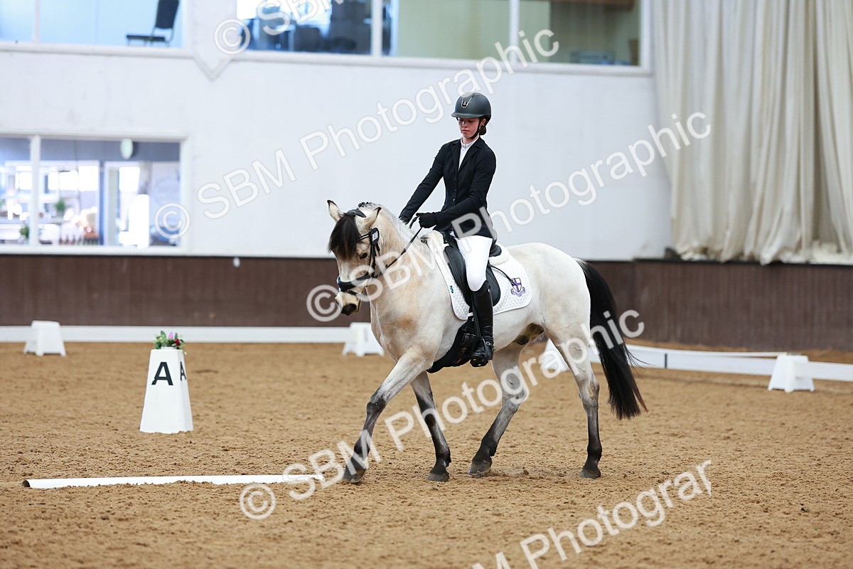 SBM_003425 - Class 11 - Novice 2