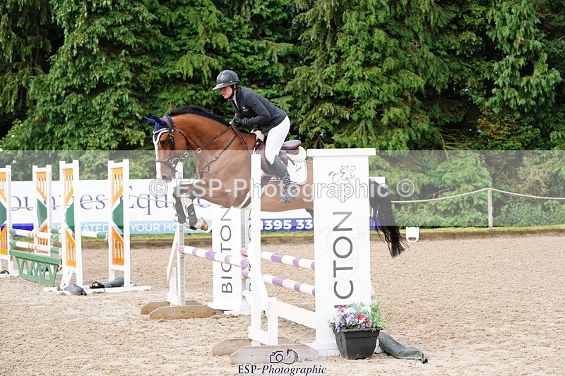 250613A-082104-00935 - Cls 8 85cm Schooling Round