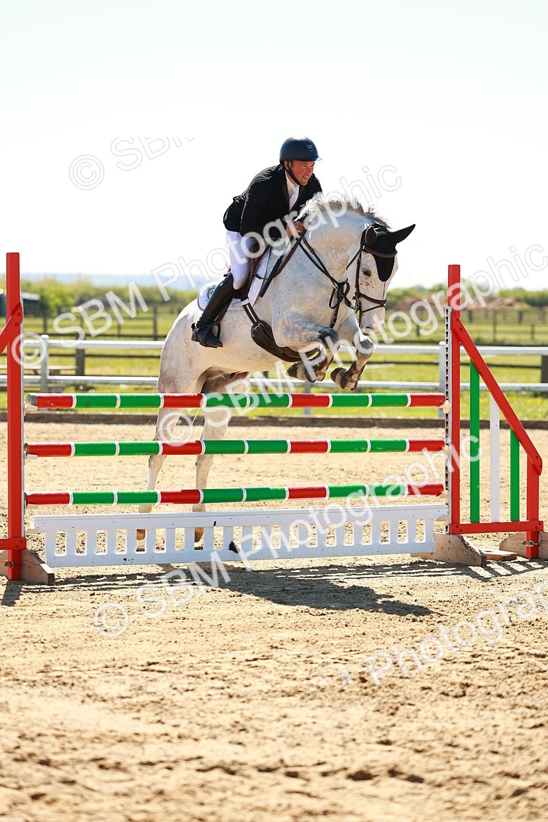 SBM_001239 - Class 4 - Senior Newcomers 1.10m