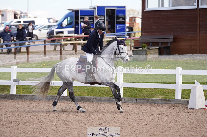 240418A-131703-03004 - Cls 37, Amateur 1.05m