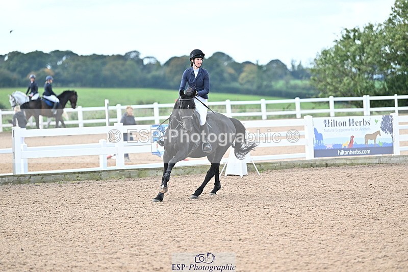 241005A-112022-03293 - SAT Cls 17 95cm Amateur Quali