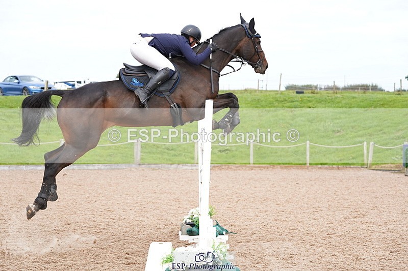 240915A-151554-10839 - Cls 28 Chard Sept GP Jump Off