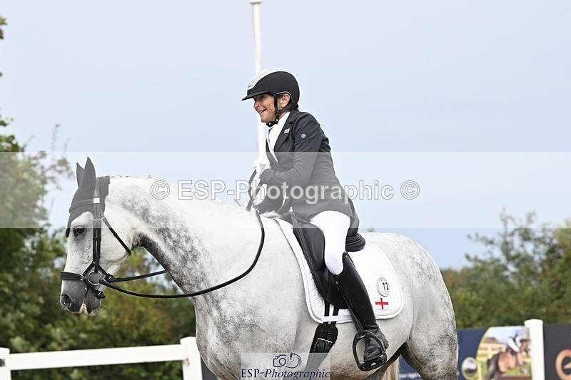 250907-111330-06554 - 072-Jan.ChoppingSeal