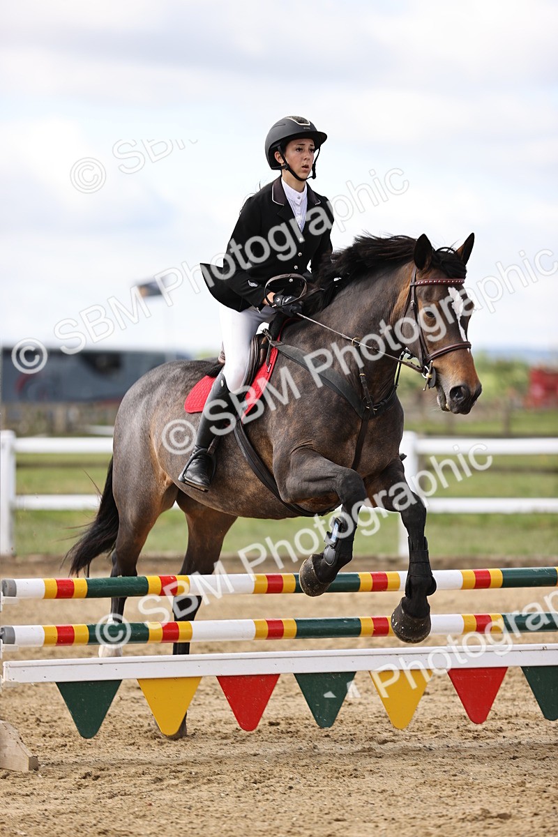 SBM_001819 - Class 8 - Clear Round