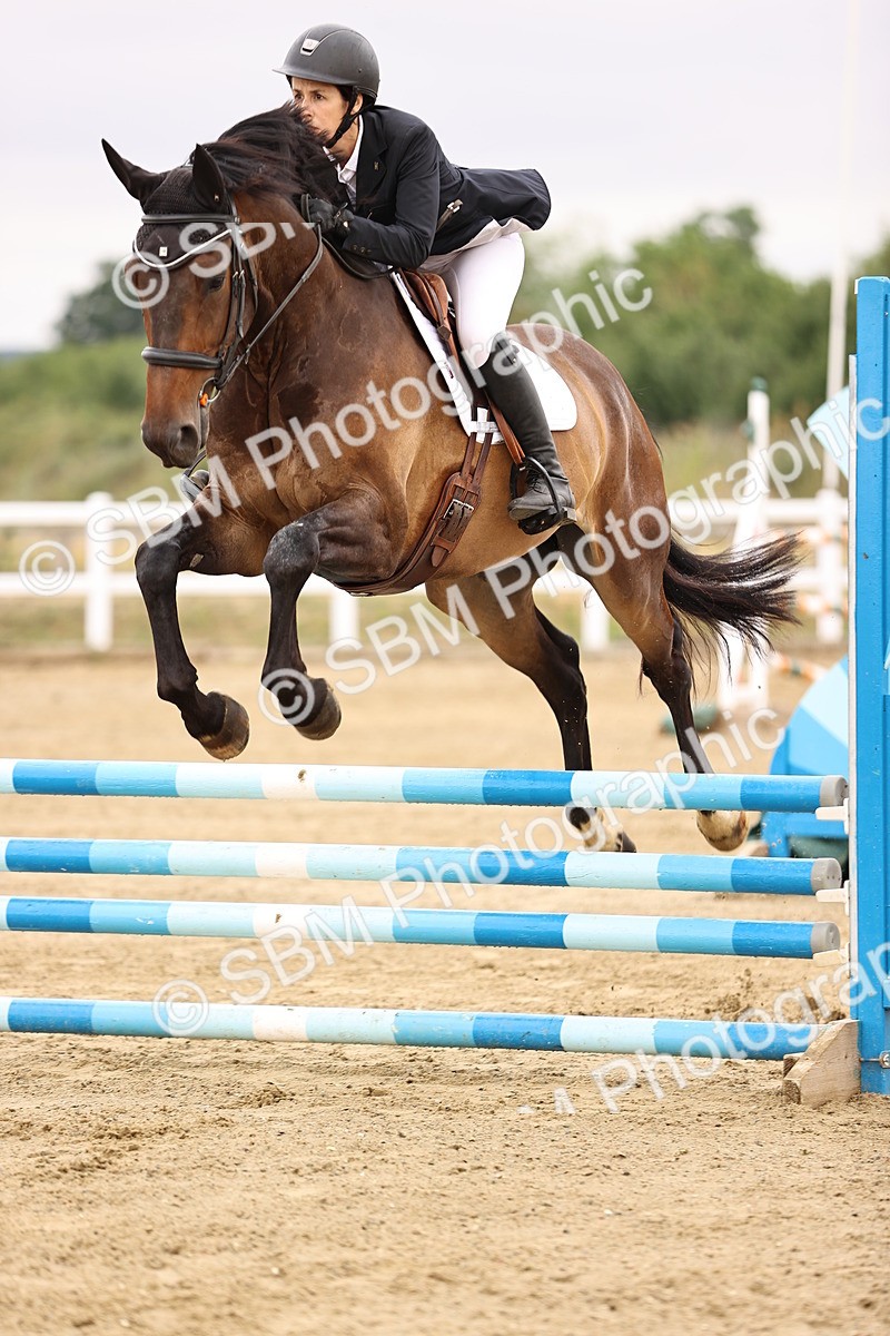 SBM_024334 - Class 8 - Clear Round