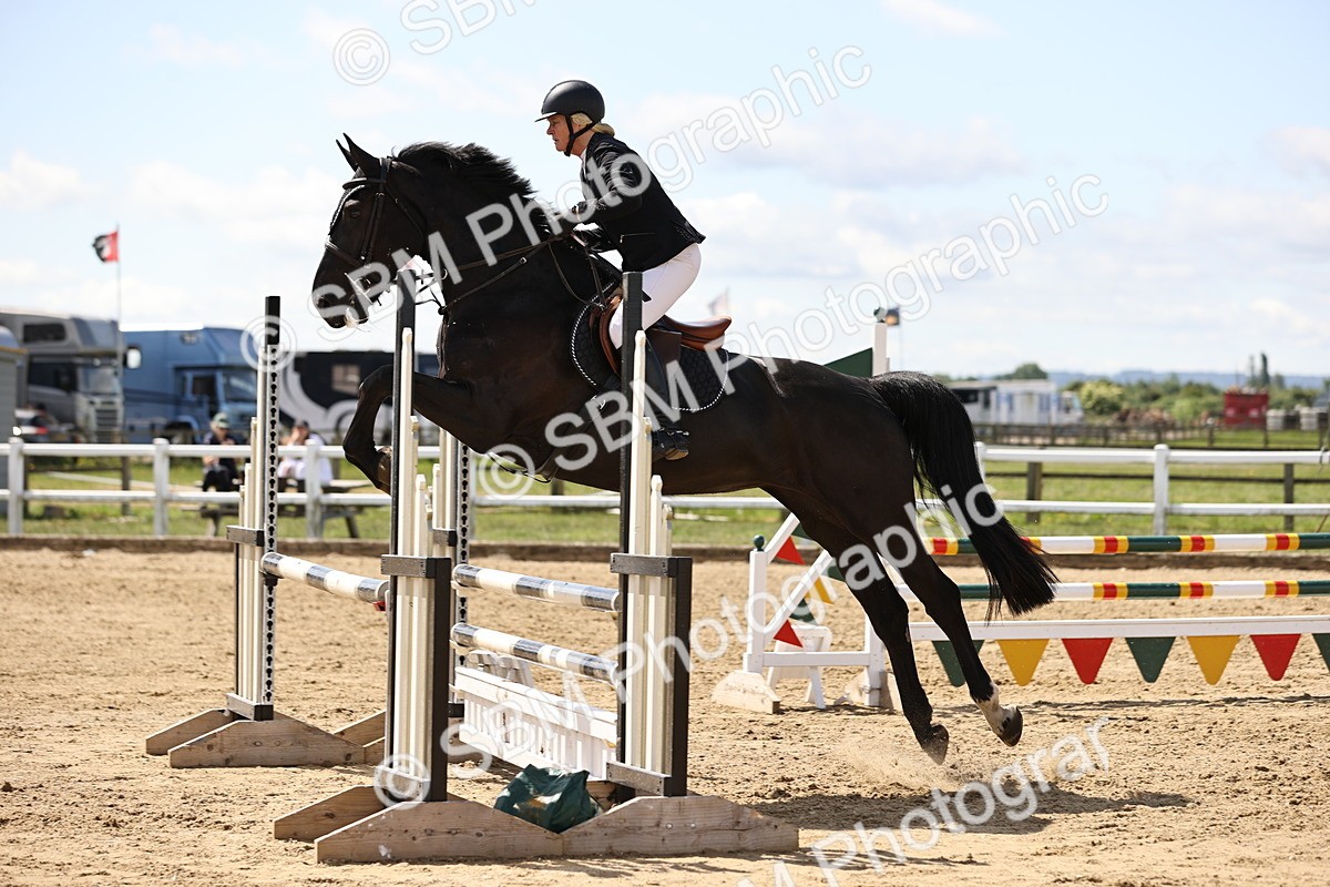 SBM_002348 - Class 9 - Senior British Novice - 90cm