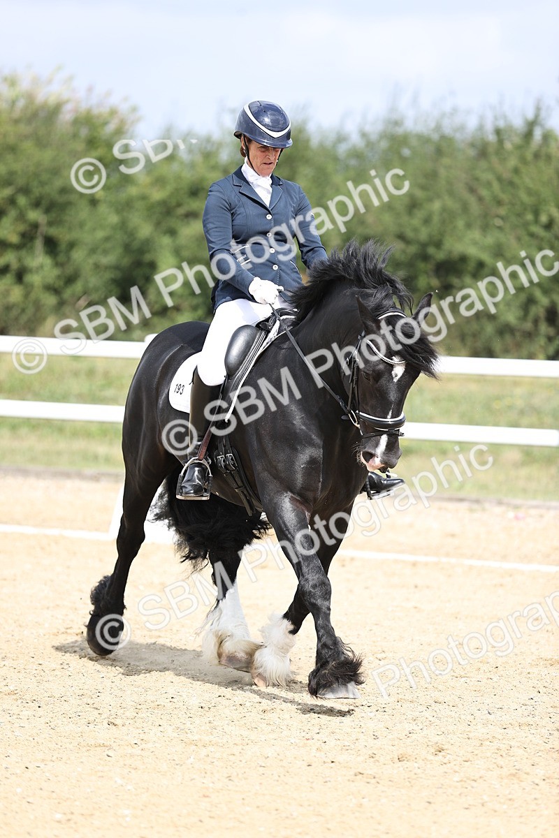 SBM_016712 - Class 14 Novice 23 - 11.53-12.56