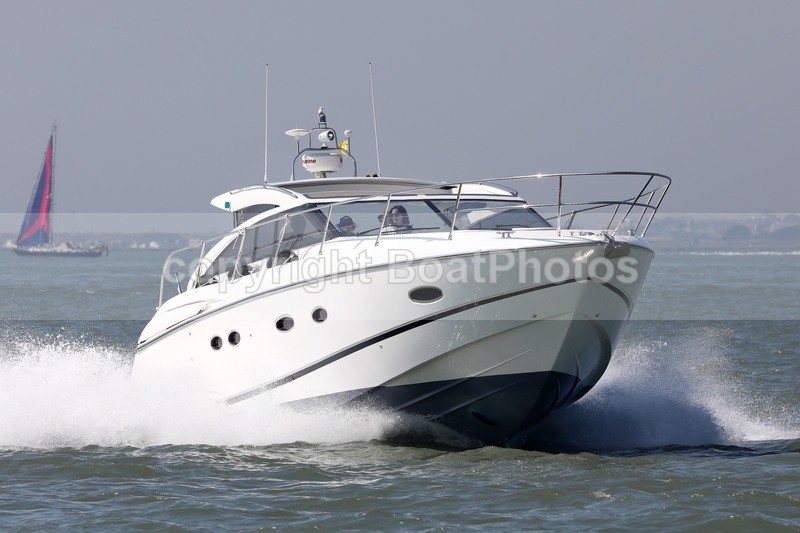 170408 WAKEY WAKEY - PRINCESS V42 1Y3A0503 - Motorboats - Hardtop