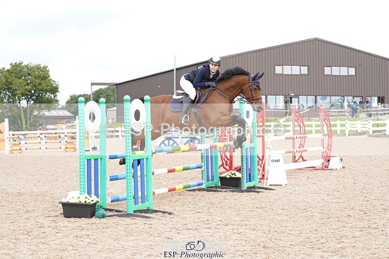 240915A-131712-10245 - Cls 35 1.05m Amateur Qualifier