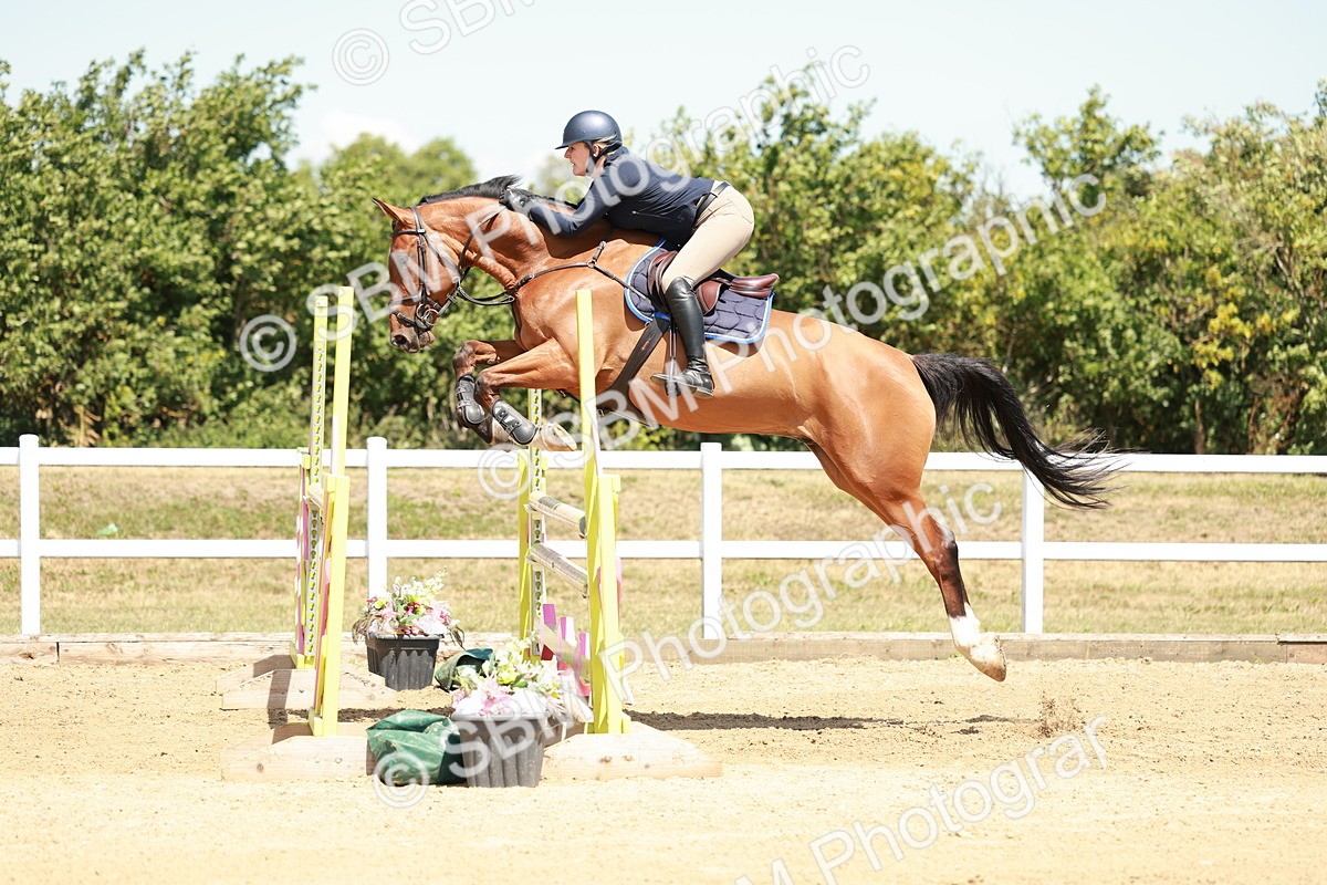 SBM_007442 - Class 3 - Senior Newcomers - 1.10m Open