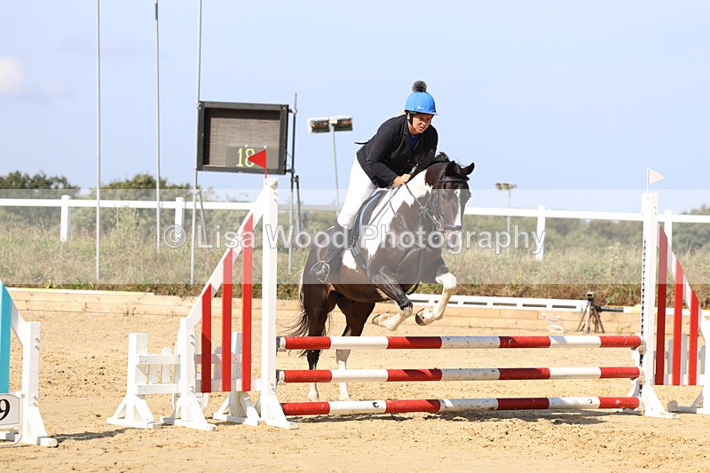 3E7A1155 - Class 7: 70cm Senior