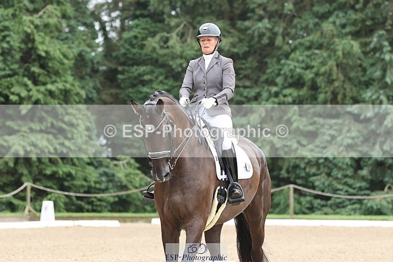 240810-112548-03058 - 198-Lucy.Baker-Last.Dancer