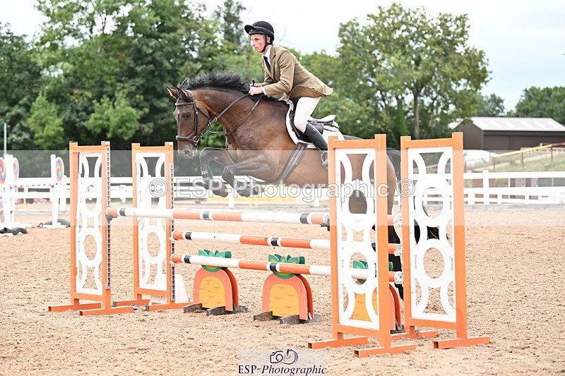 250820B-131829-00752 - Cls 4 Newcomers and 1.10m Open