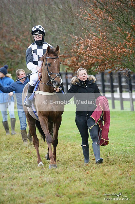 PtP 121221 372 - Barbury International Point-to-Point 112/12/2021