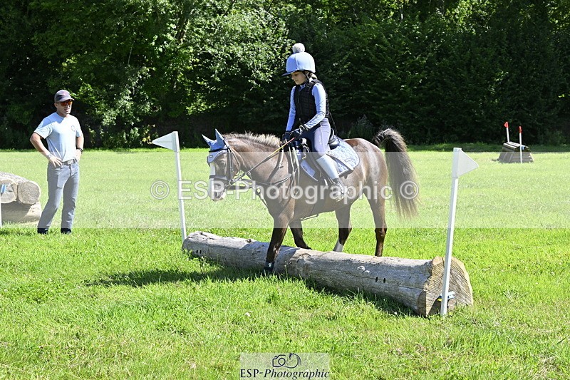 240728B-105102-00726 - Theo's Group XC