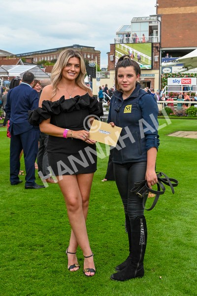 280723-Race 4-Cairn Gorm-5610 - Race 4 6.40pm Tomahawk Restaurants Handicap