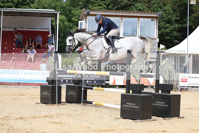 3E7A4560 - Class 9: Senior 1.30m open