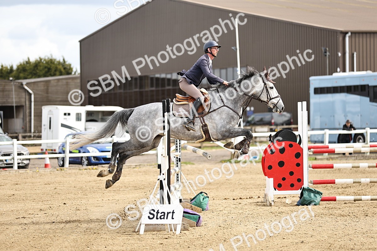 SBM_001428 - Class 5 -Senior Foxhunter - 1.20m