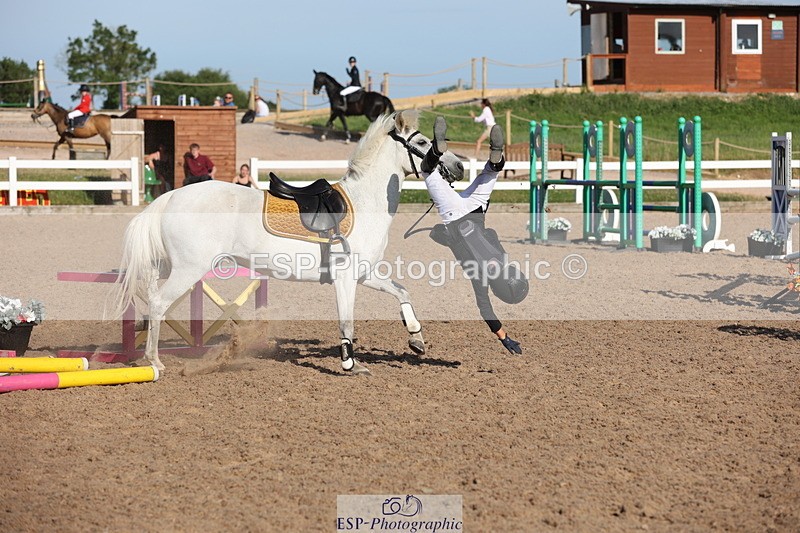 240629A-181915-09262 - Cls 14 Springboard 128cm + 138cm