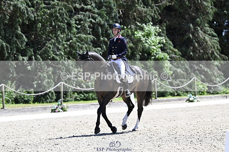 250522A-135831-04217 - D-404-Tom.Jackson-PLOT.TWIST.B