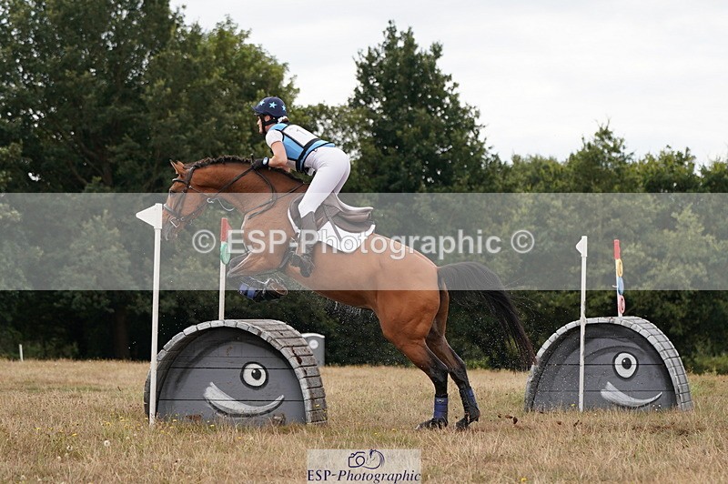 250802A-113436-02232 - A-017-Sophie.Vicary-ENGELIQUE.O