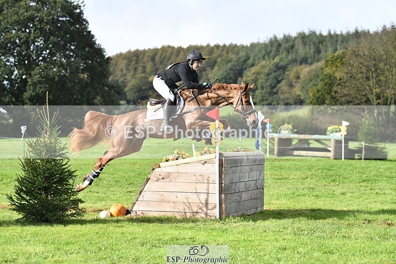 231020-120021-07278 - 059-MINNIE.MANOEUVREZ-Mark.Ford-XC