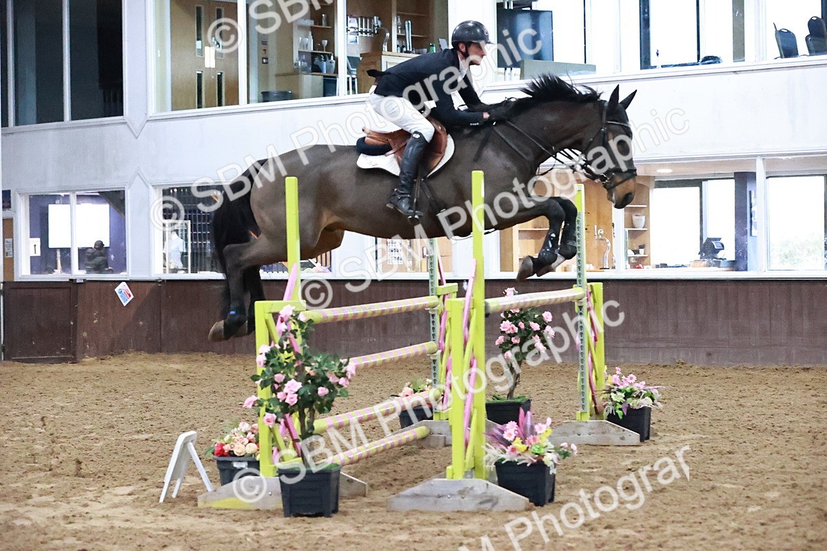 SBM_001599 - Class 5 - Senior Foxhunter 1.20m