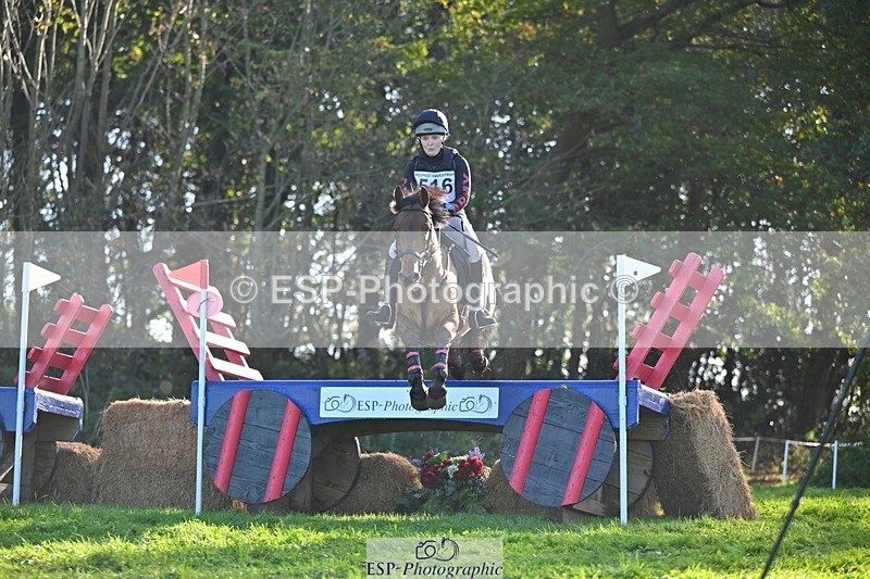 241026-143235-14099 - 516-L.Bdr.Ellie.Mitchell-MICRON.JOY